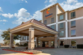 Comfort Suites Waco Near University Area